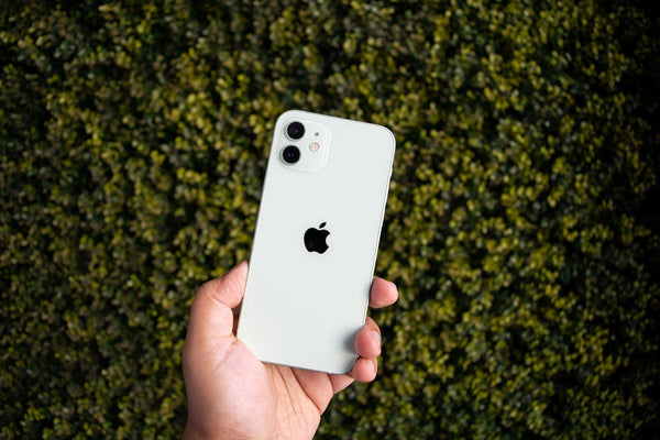 Refurbished iPhone 12 vs iPhone 11: Which is Better for You? - OzMobiles